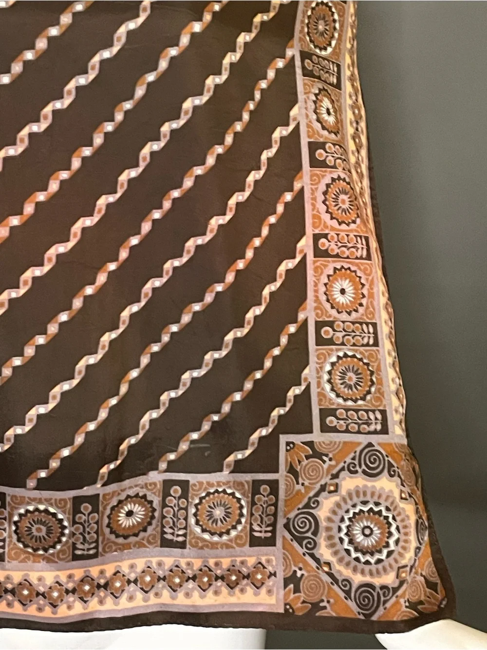 Fun Vintage Salmon Pink Boho Print Scarf 23 In Sq Excellent Condition